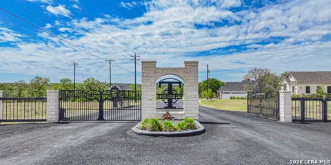 100 Timber Heights